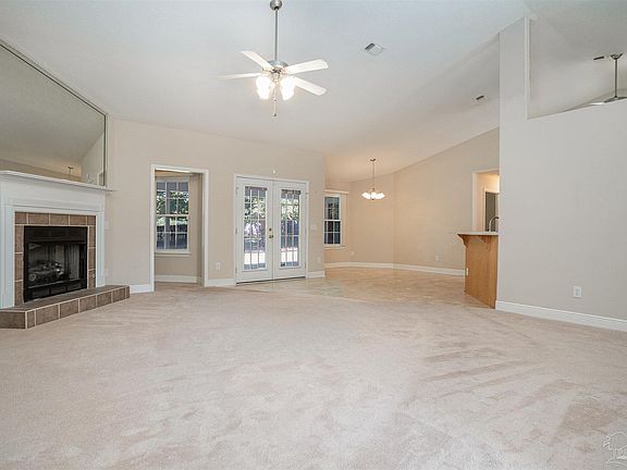 3rd image of 11401 Johnstone Dr