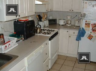 322 Saint Paul St APT 1, Brookline, MA 02446