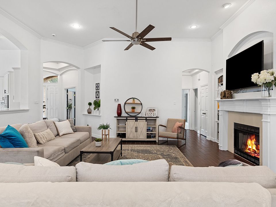 1st image of 2120 Bellanca Ct