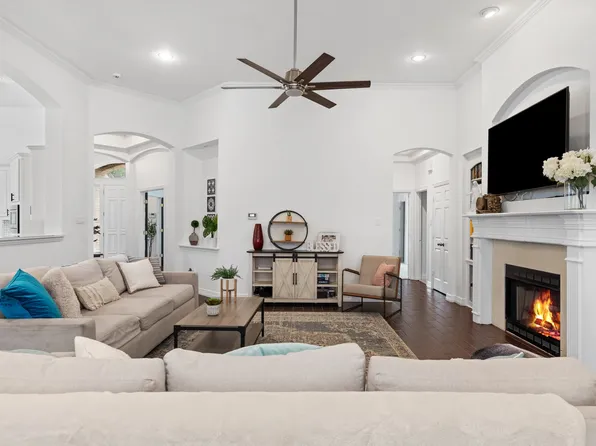 2120 Bellanca Ct, Flower Mound, TX 75028