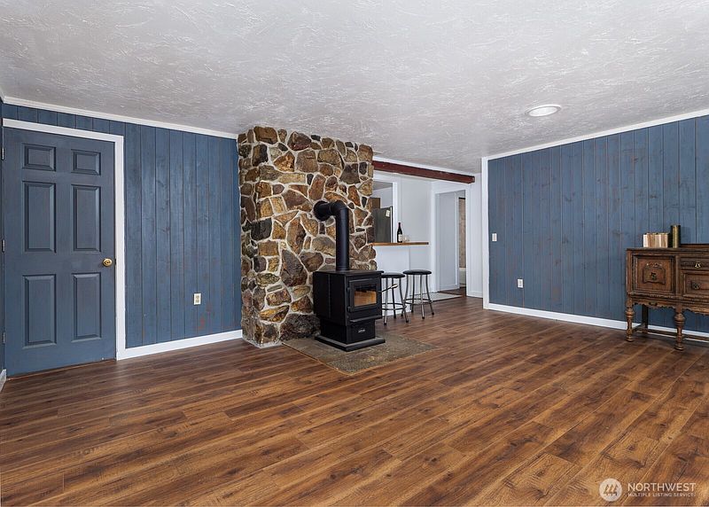 4th image of 789 Marshall Road