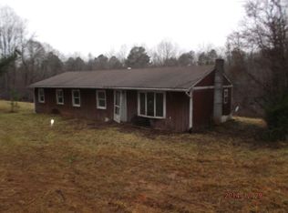 397 Whites Chapel Rd, Phenix, VA 23959