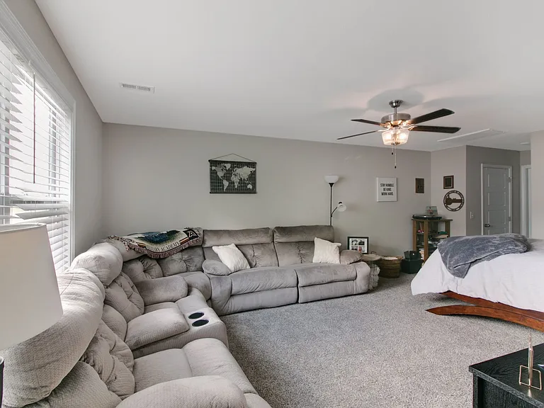 1166 Eagles Nest Ln — Photo 18