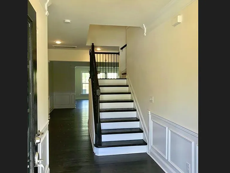 1907 Blue Jay Point — Photo 28