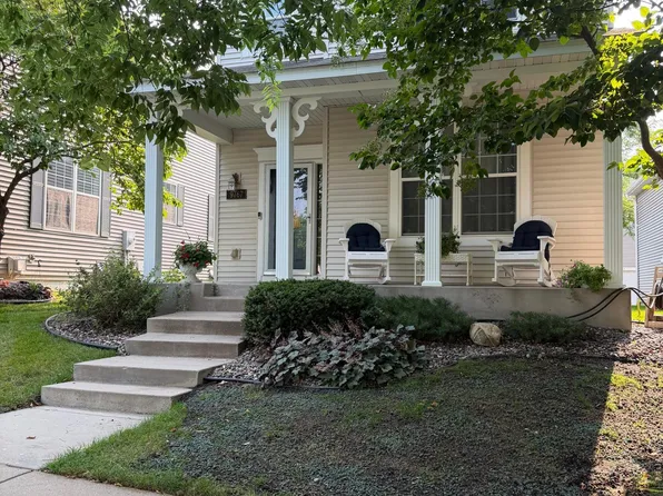 9767 Gable Dr, Eden Prairie, MN 55347