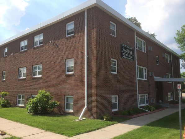 221 5th St S APT 4, Moorhead, MN 56560