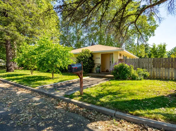 3372 Riverside Dr, Anderson, CA 96007