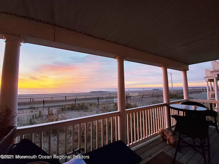 221 Beachfront #1 — Photo 3
