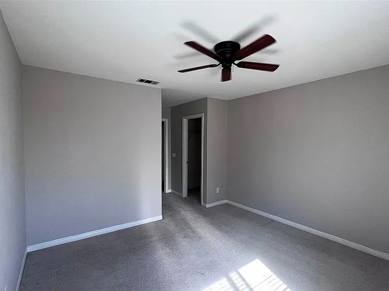 7771 Stonegate Dr — Photo 23