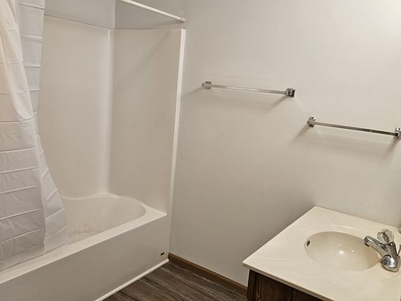 5th image of 1005 N Luther St #B