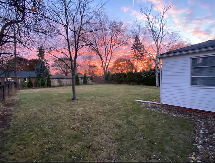 16909 Dunblaine Ave — Photo 2