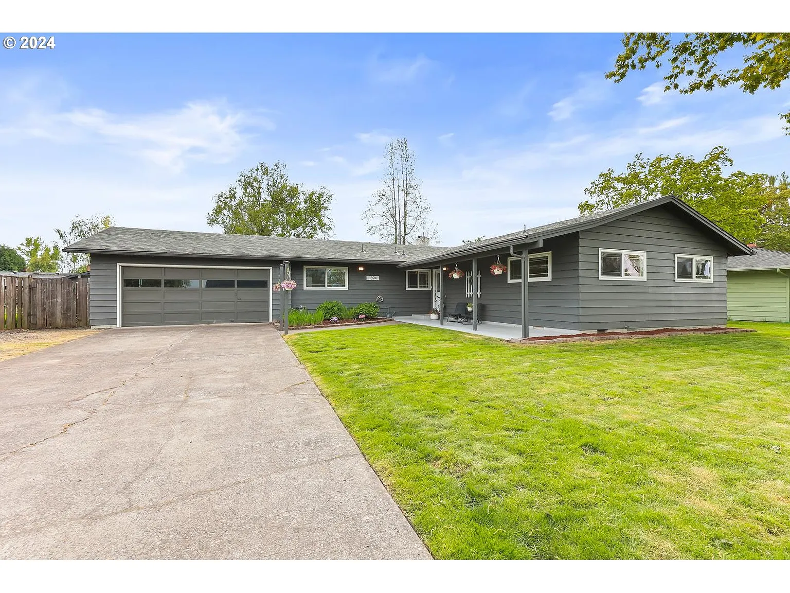 1394 NE Arrowwood St photo 1