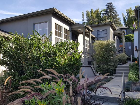 2nd image of 2126 Griffith Park Blvd