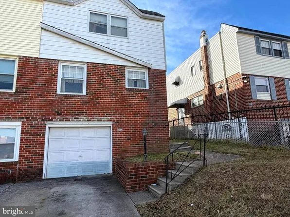 2536 Maxwell St, Philadelphia, PA 19152