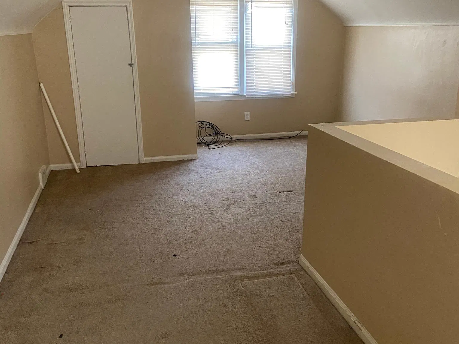 6780 Heyden St — Photo 1