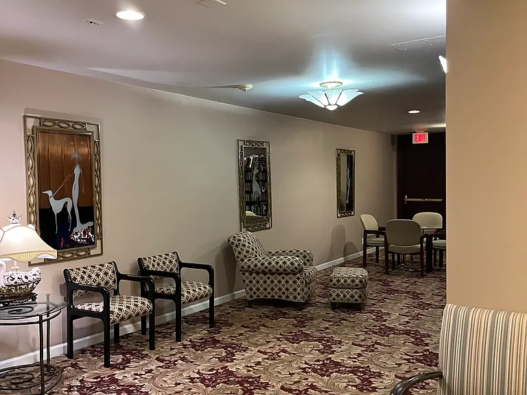 140 Linden Ave #10 — Photo 6