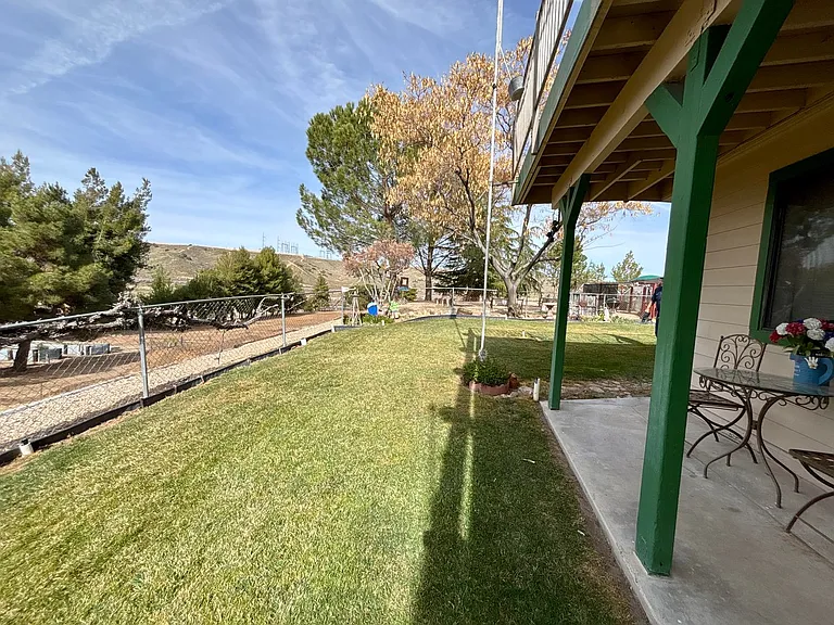 13633 Summit Valley Rd — Photo 6