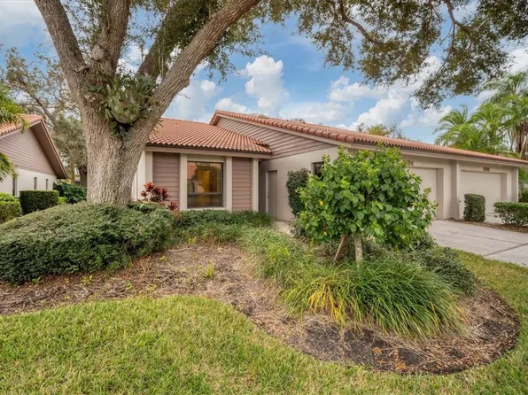 3934 WILSHIRE CIRCLE #172, SARASOTA, FL 34238