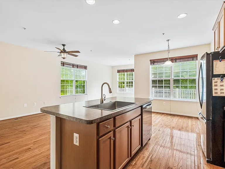 5053 Wesley Sq #1 — Photo 5