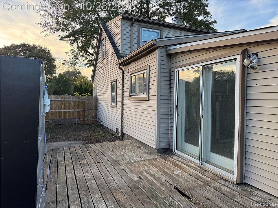 6305 Sylvia St, photo 5