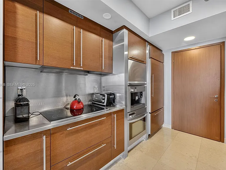 450 Alton Rd #1202 — Photo 11
