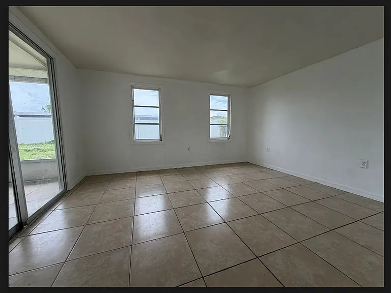 10110 Cherry Creek Ln — Photo 9
