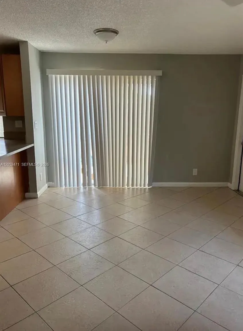 Olive Glen Villas 2 Condo — Photo 3