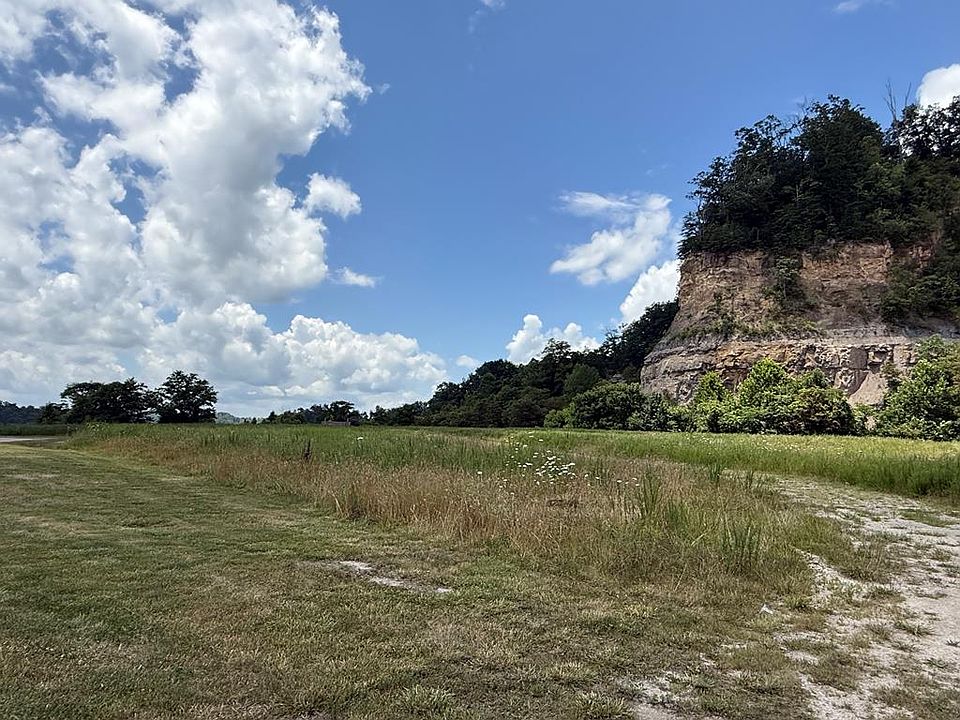 1st image of 0000 Commerce Dr