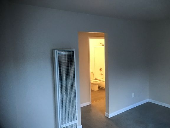 3rd image of 2299 Grove Ave APT 1