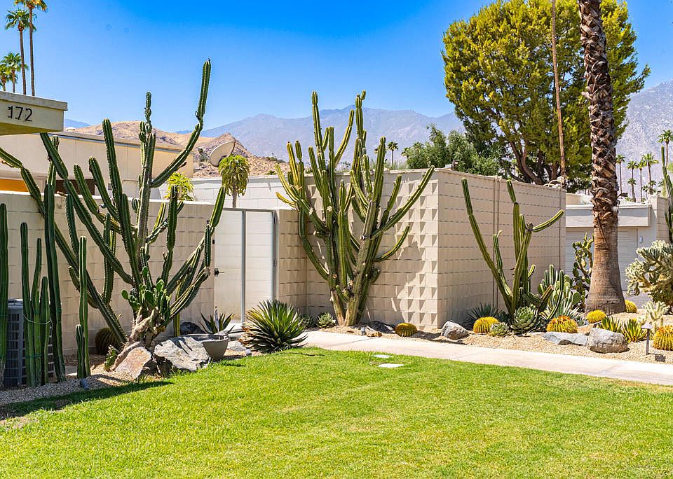 1st image of 172 Desert Lakes Dr