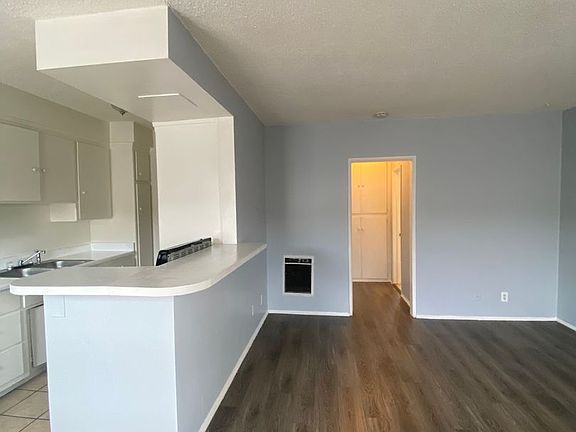 3rd image of 5493-5495 Atlantic Ave #14