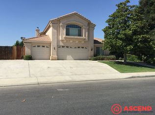 11910 Stonington St, Bakersfield, CA 93312