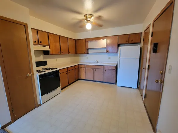 1309 E Kilbourn Ave #3, West Bend, WI 53095
