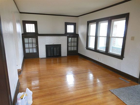 2nd image of 1313 McKinley Ave