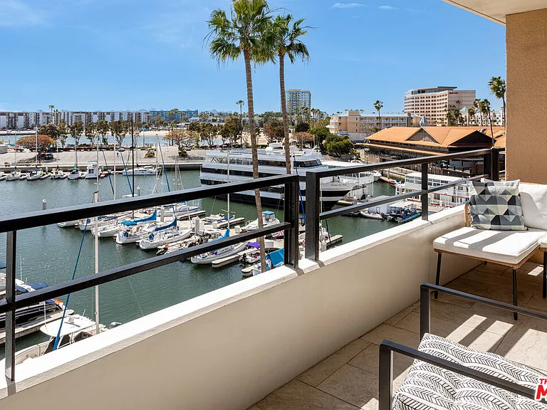 4267 Marina City Dr #106 — Photo 11