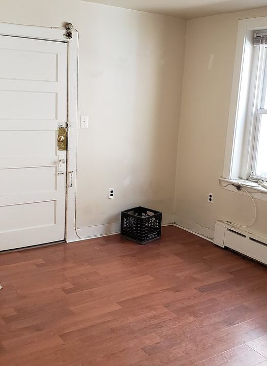1st image of 107 Central Ave #4