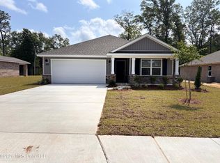 17406 E Sycamore St, Gulfport, MS 39503