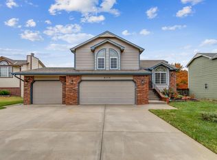 6114 Quail Ridge St, Wichita, KS 67220