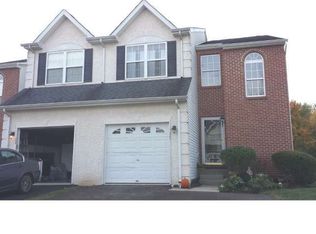 248 Hampshire Dr, Sellersville, PA 18960