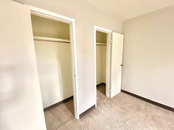 10 Purchase Pl, Pittsburgh, PA 15228