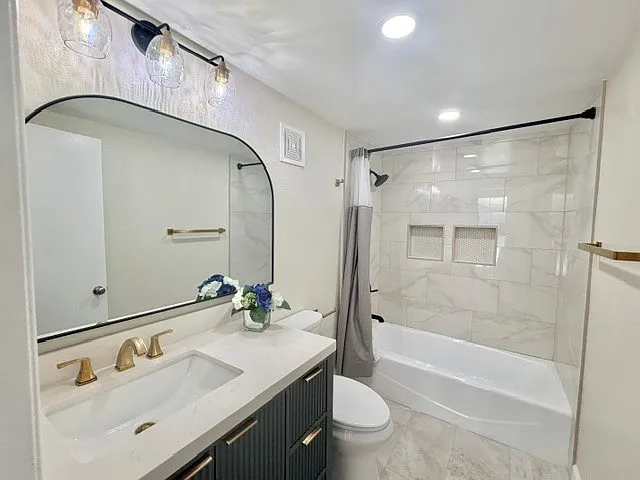 1603 E Cypress St #C — Photo 8