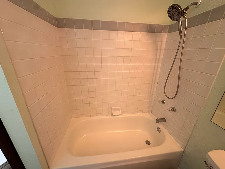 480 Kenolio Rd — Photo 11