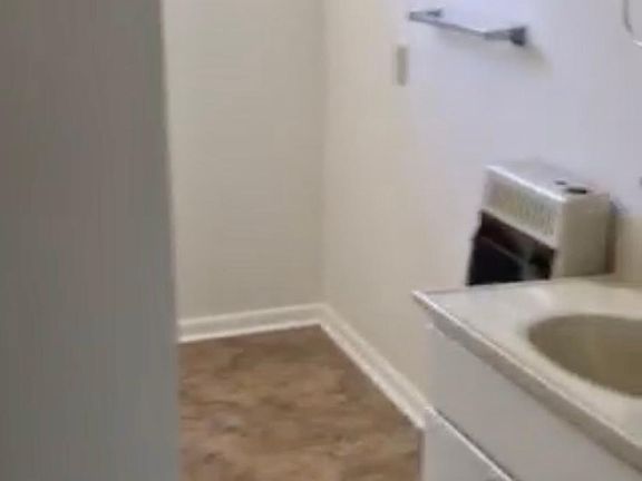 4th image of 334 Maryland Ave #334