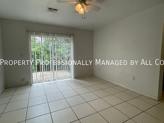 2nd image of 2936 Skyview Dr