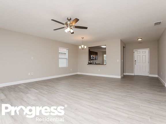 3rd image of 3009 Sangria St