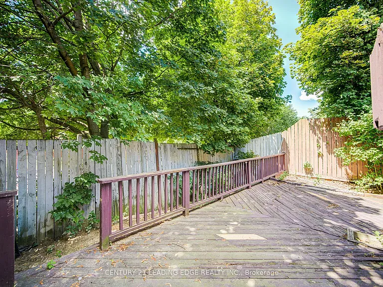 46 Hinchley Wood Grv #BASEMENT — Photo 21