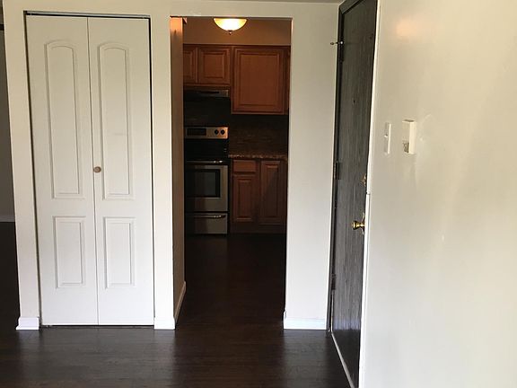 4th image of 10727 Green Meadows Dr APT 1C