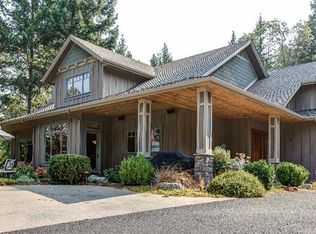 377 Bushnell Way, Grants Pass, OR 97527