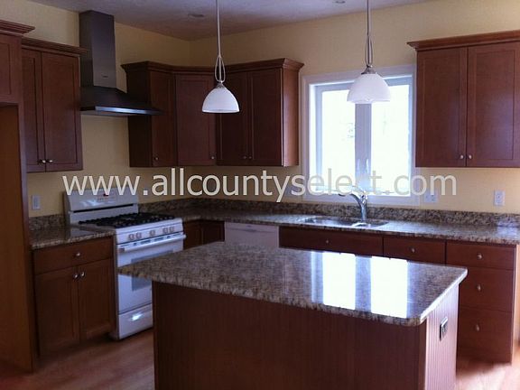 2nd image of 15 Empire Dr