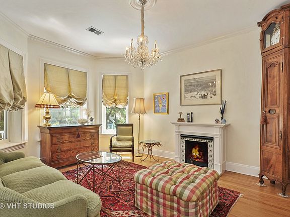 4th image of 4116 N Paulina St #1